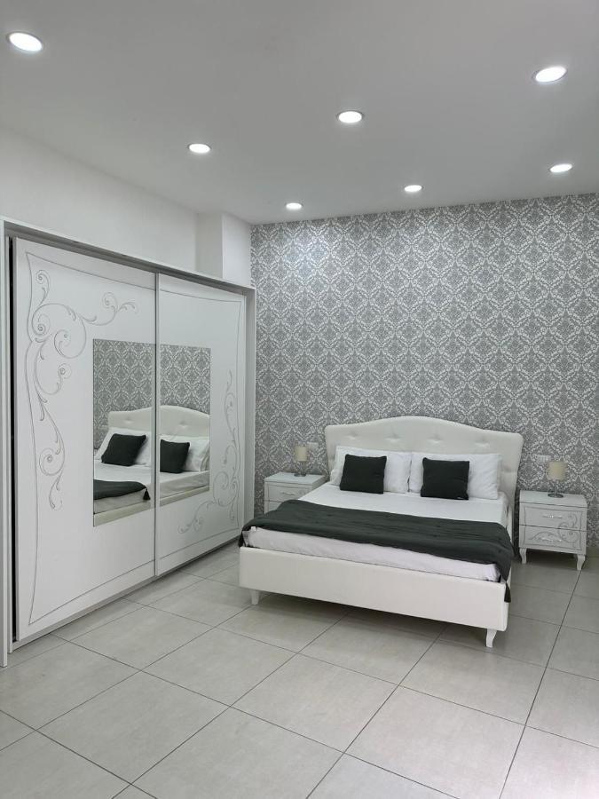 Gli Angeli Apartment Помпей Екстериор снимка